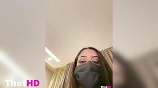 Ahlam7578 mouth mask nude from below cleavage Video