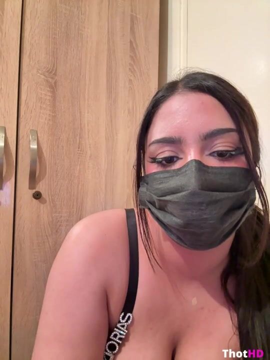 Ahlam7578 mouth mask close-up tongue out cunnilingus OF Video