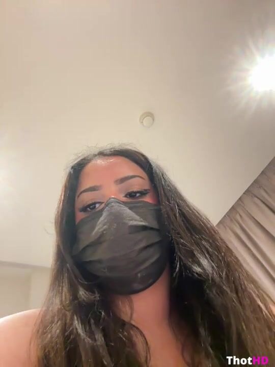 Ahlam7578 mouth mask from below cleavage Big Tits OF Video