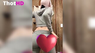 Jakarababy ass from behind bent over OnlyFans Leak