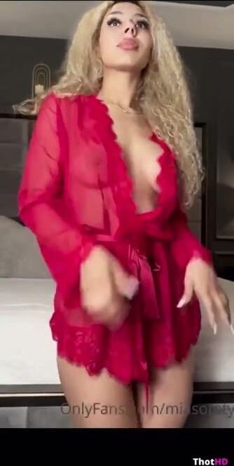 Mia Sorety ass from behind pantyless bent over Leaked Video