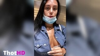 Maria Alejandra Quintero mouth mask close-up cleavage pussy Leaked OF