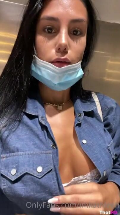 Maria Alejandra Quintero mouth mask close-up cleavage pussy Leaked OF