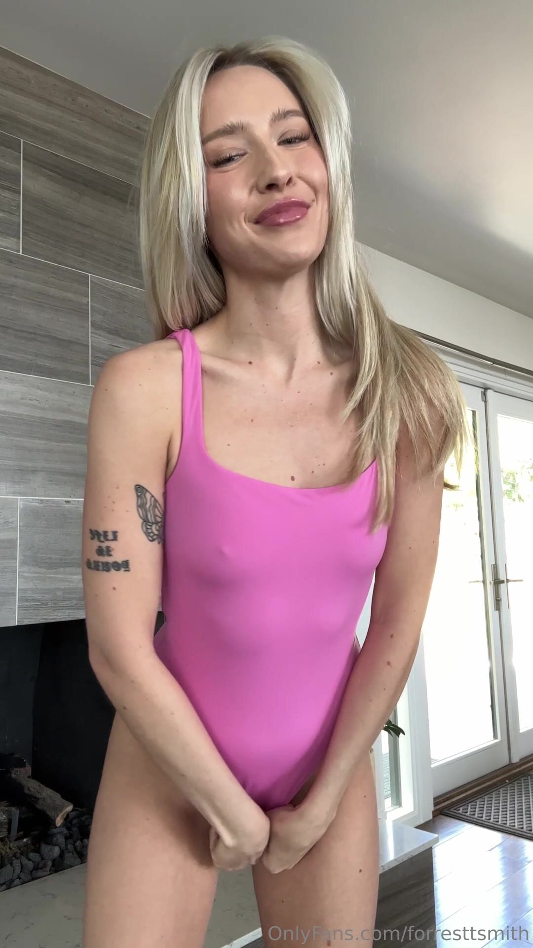 Forresttsmith bikini aside Leaked OF Video