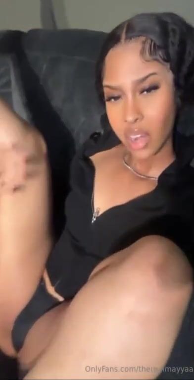 Therealmayyaa tongue out OF Leak