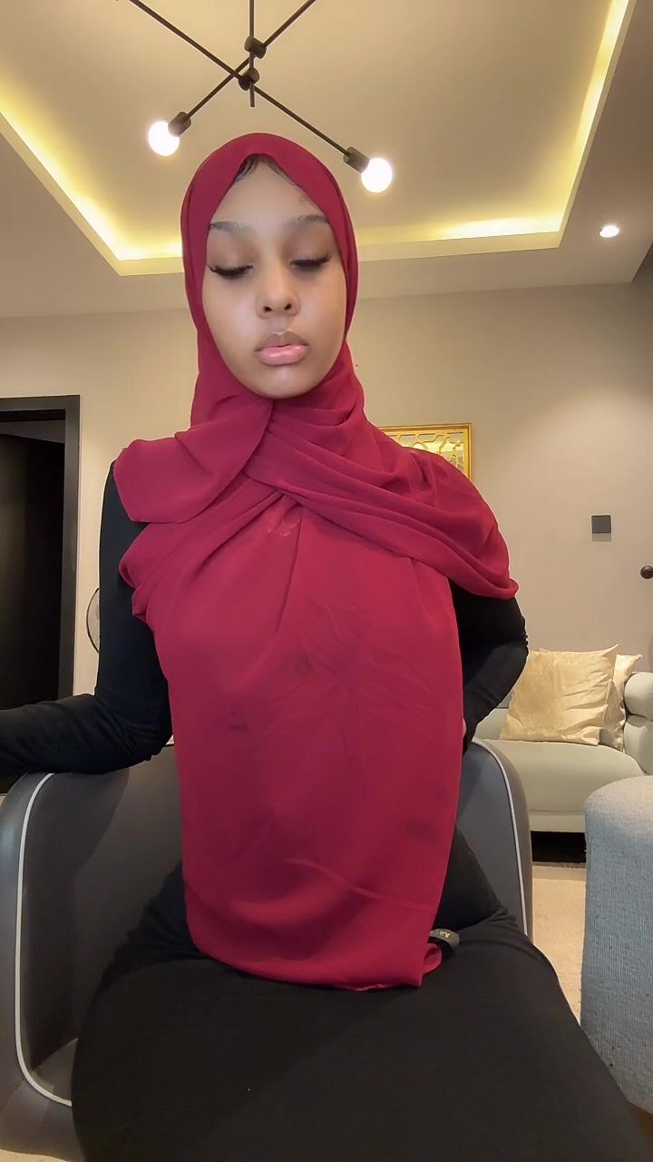 Therealmayyaa couch dress close-up Leaked OF