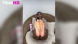 Antoniamackenzie feet toes close-up Leaked OF Video
