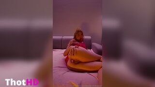 Dreamaliciousxxx bg sex pantyless object insertion pregnant Leaked OF
