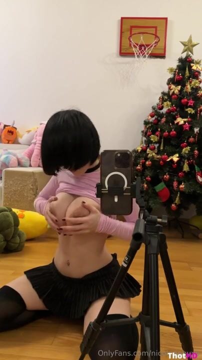 Nicoleponyxo thighhighs miniskirt choker braless NSFW Video