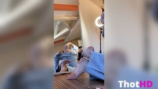 Missmaiko ass mirror feet undressing OF Leak