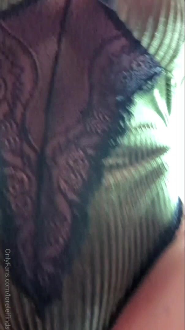 Loreleifinds masturbating close-up spreading pussy pubic hair OF Leak