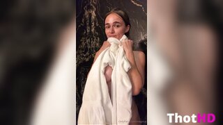 Megnut pubic hair nude saggy Tits underboob Video