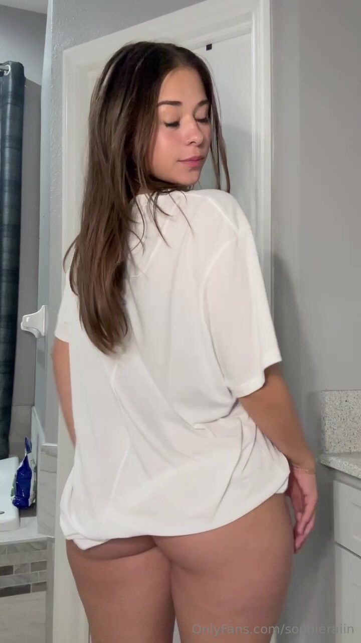 Malayaax ass from behind bottomless curvy Leaked OF Video
