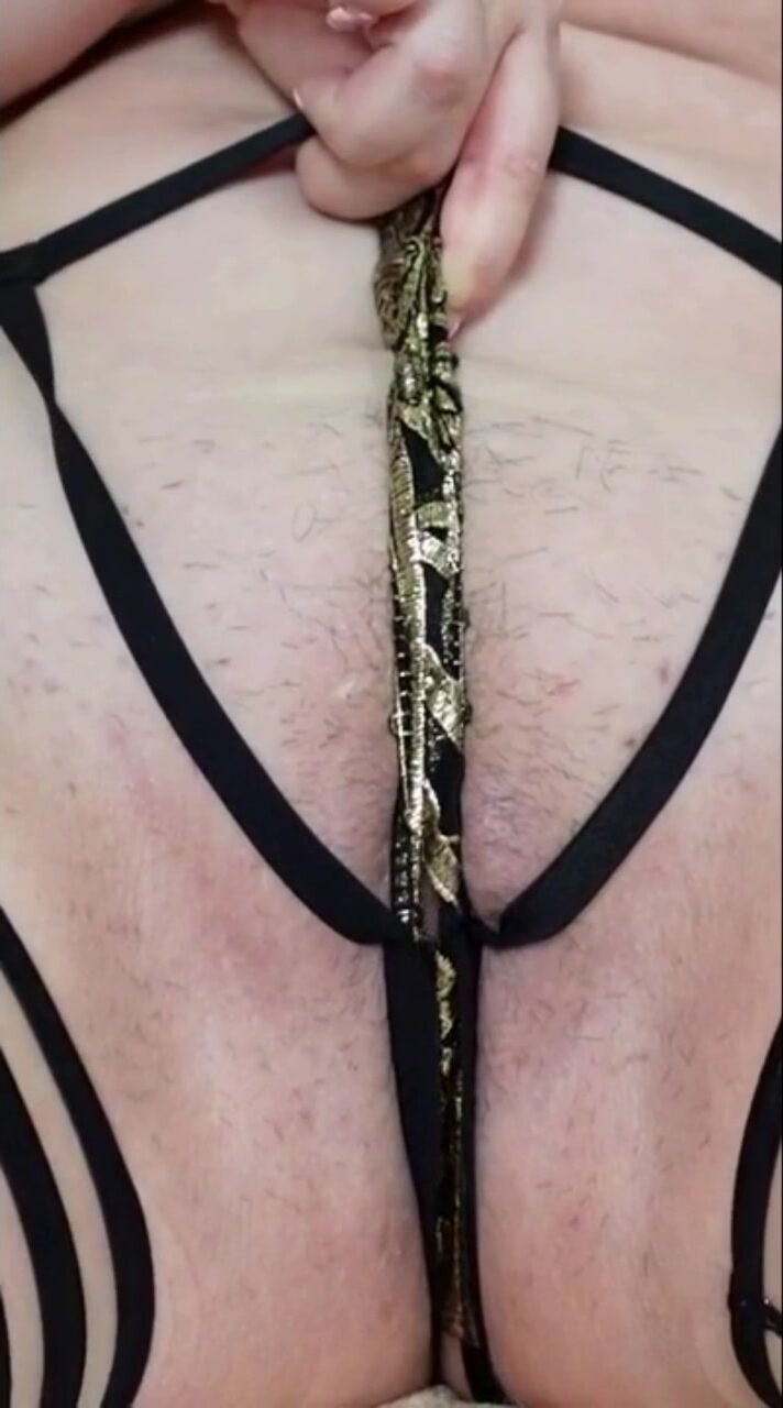 Meg Turney close-up pubic hair crotch Video Leak