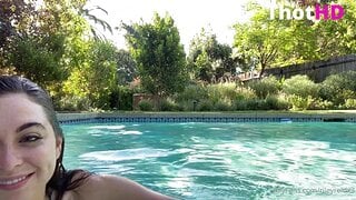 Riley Reid outdoor nude poolside wet Leaked OF