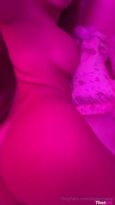Skylarmaexo nude ass 69 demon girl