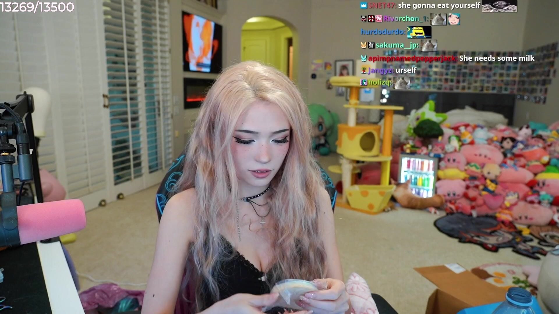 Emiru choker Video Leak