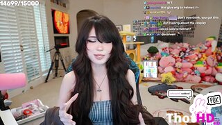 Emiru cleavage OnlyFans Leak