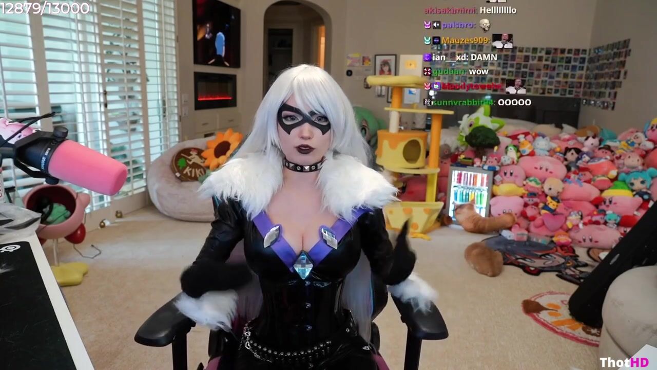 Emiru cleavage bodysuit choker Big Tits Leaked OF Video