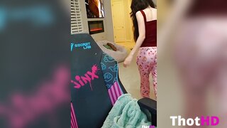 Emiru ass cleavage from behind NSFW Video