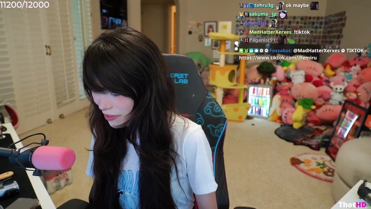 Emiru Leaked OF Video_001