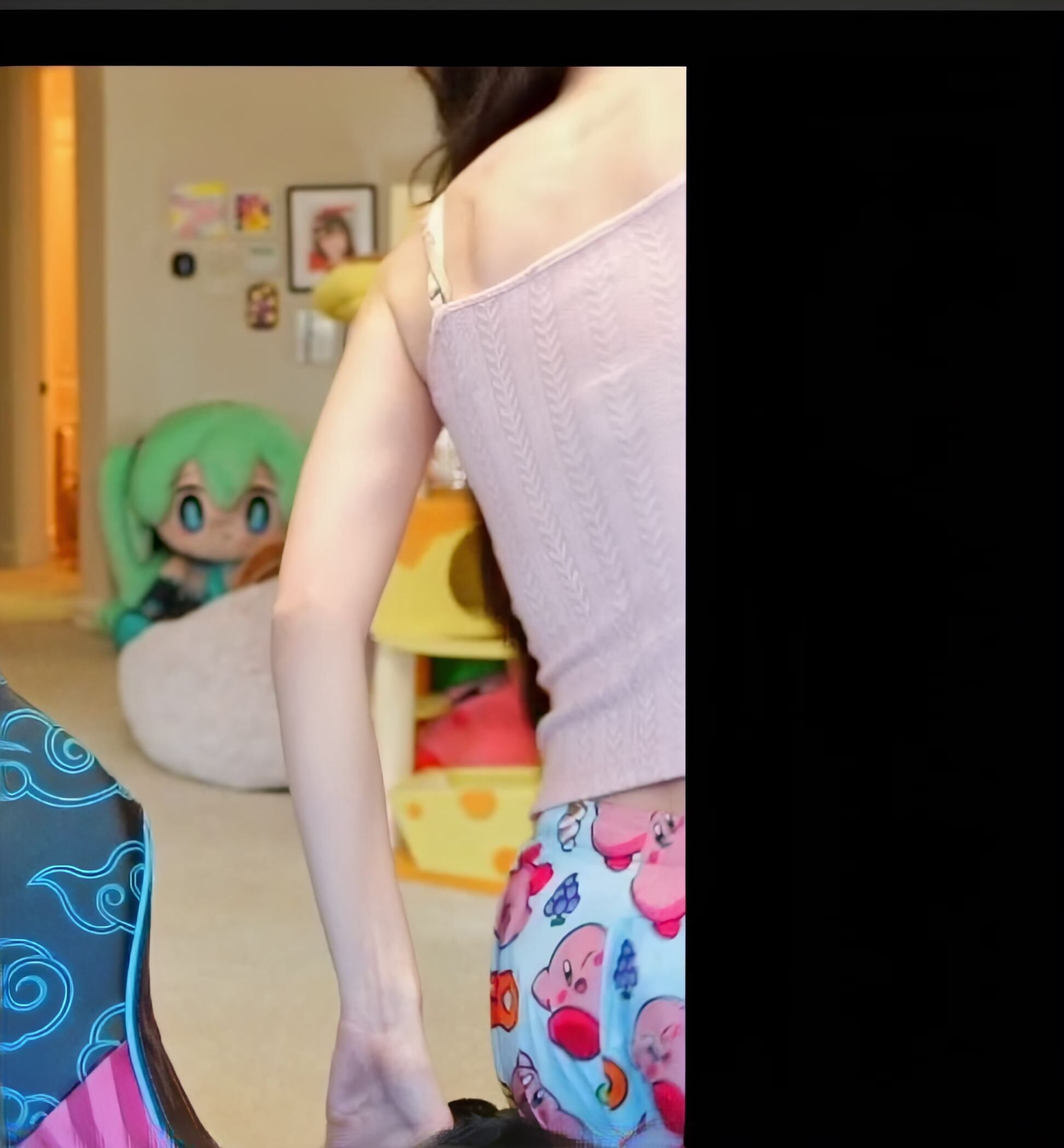 Emiru from behind OnlyFans