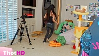 Emiru from behind Leaked OF