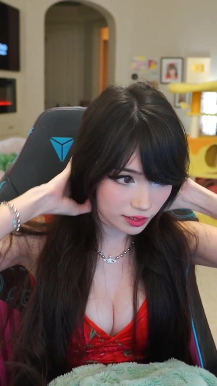 Emiru cleavage dress Big Tits Video Leak