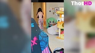 Emiru from behind OF Video
