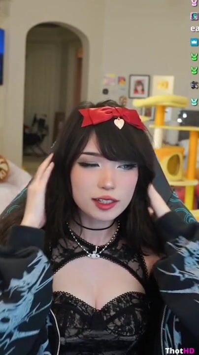Emiru cleavage dress Video