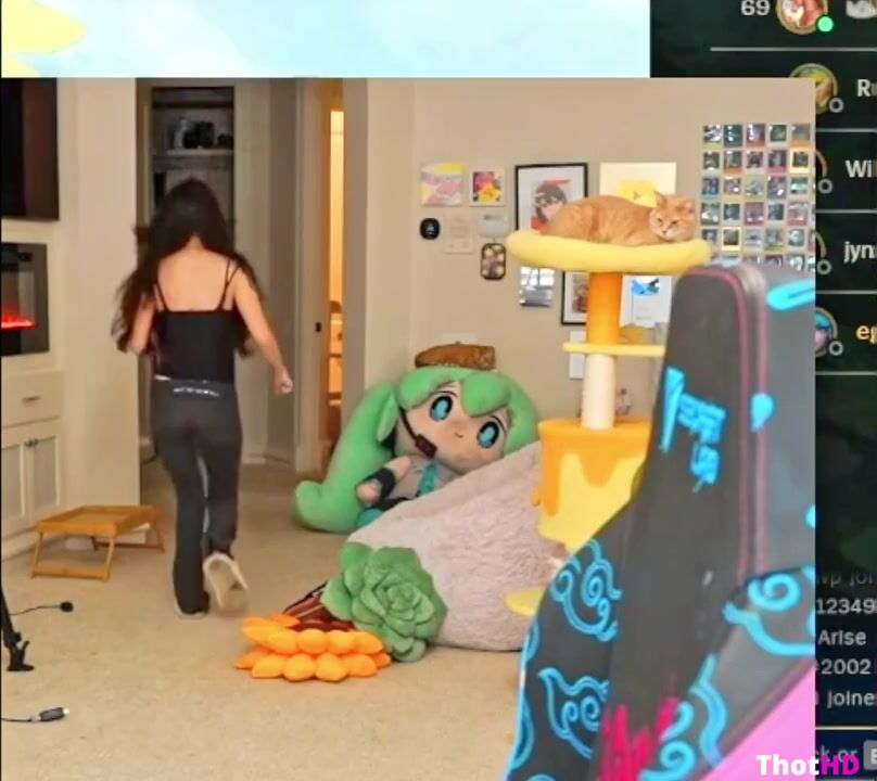 Emiru from behind high heels dress OnlyFans Leak