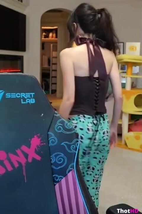 Emiru Leaked OF_001