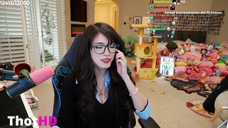 Emiru cleavage Video Leak_003