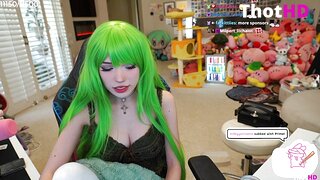 Emiru cleavage Video Leak_001