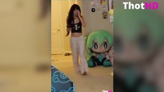 Emiru close-up shorts Leaked OF Video