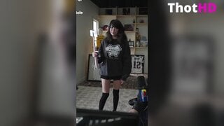 Emiru thighhighs Leaked OF