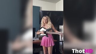 Haliey Welch dress Leaked OF