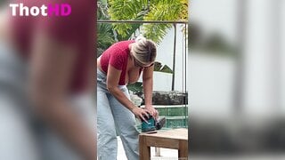 WettMelons cleavage Big Tits bent over downblouse OF