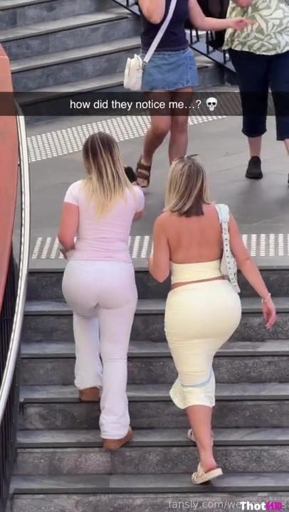 WettMelons ass from behind dress outdoor Leaked OnlyFans