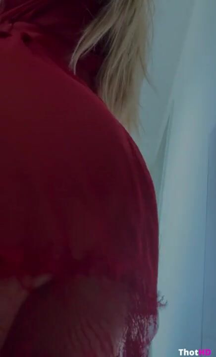 Fayesxh from behind close-up ass dress NSFW Video