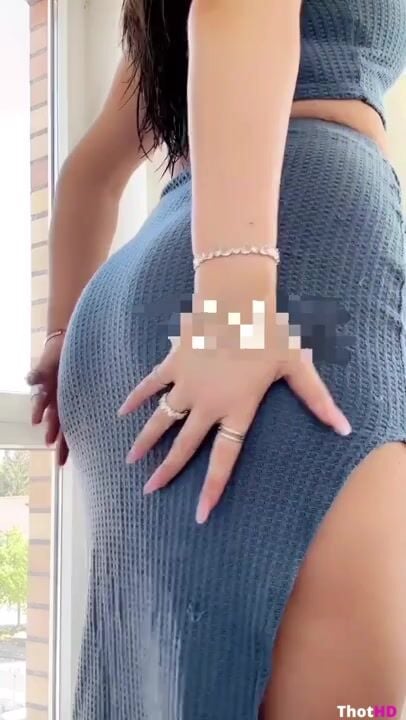Fayesxh ass close-up bent over from behind Leaked OnlyFans