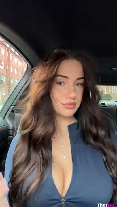 Faye.sxh cleavage Big Tits OF