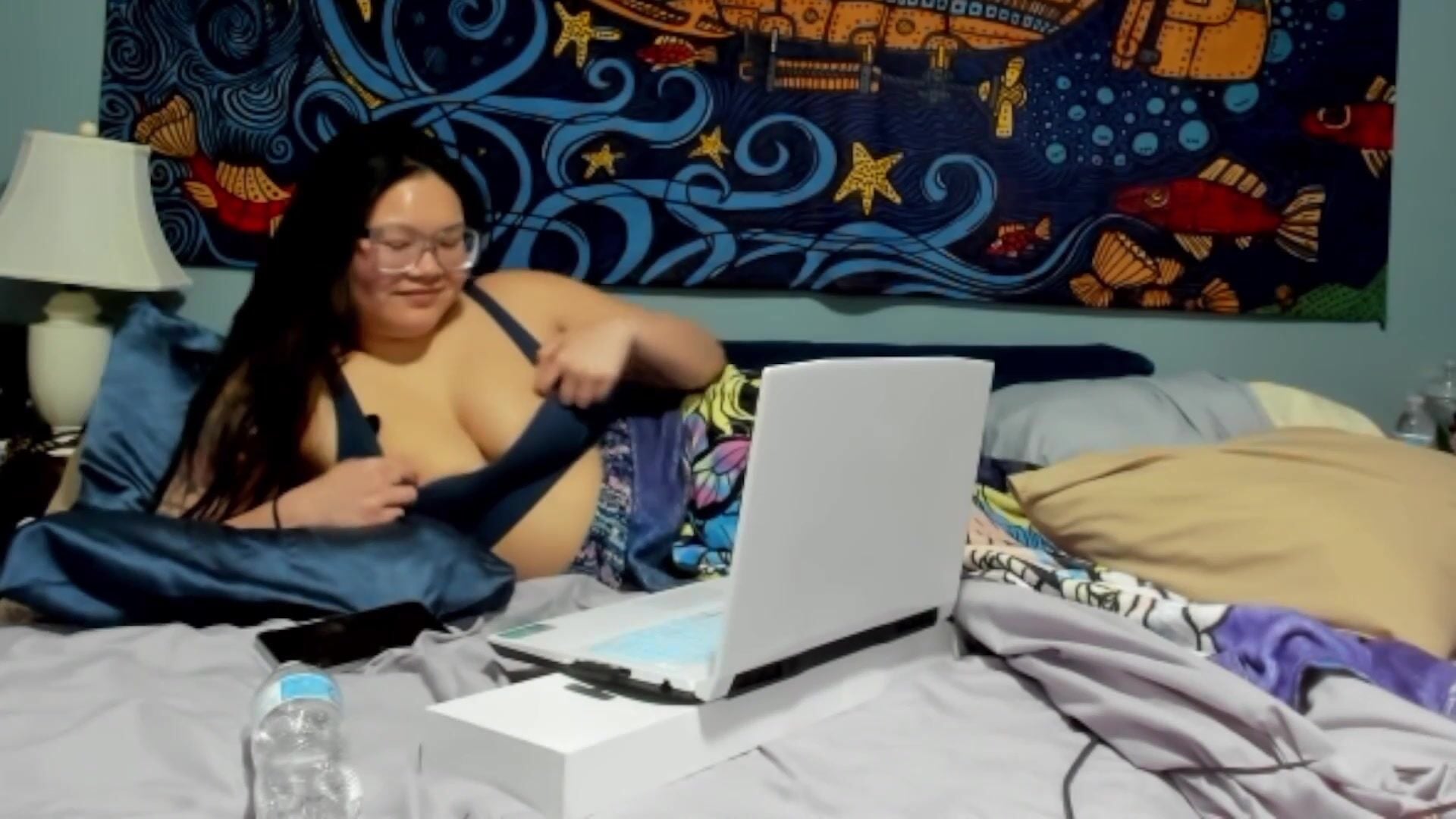 Matildem cleavage Big Tits Leaked Video
