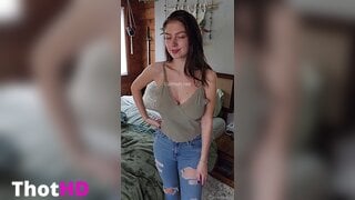 Carmen-rae denim shorts Big Tits cleavage Leaked OF