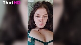 Carmen-rae Big Tits cleavage ass mirror OnlyFans Leak