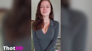 Carmen-rae cleavage Big Tits_001