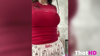 Heyimbee Big Tits Tits Squeezed close-up Leaked OF