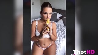 Xeniahelenaa mirror bottomless cleavage tongue Video