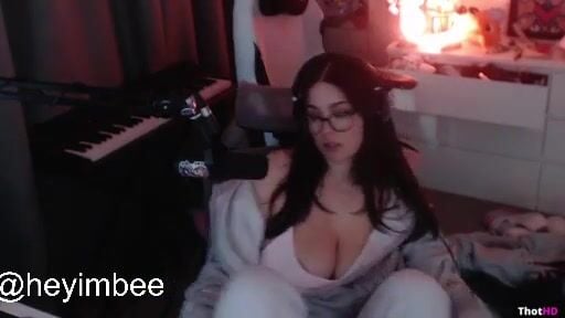 Heyimbee cleavage Big Tits dress Video Leak