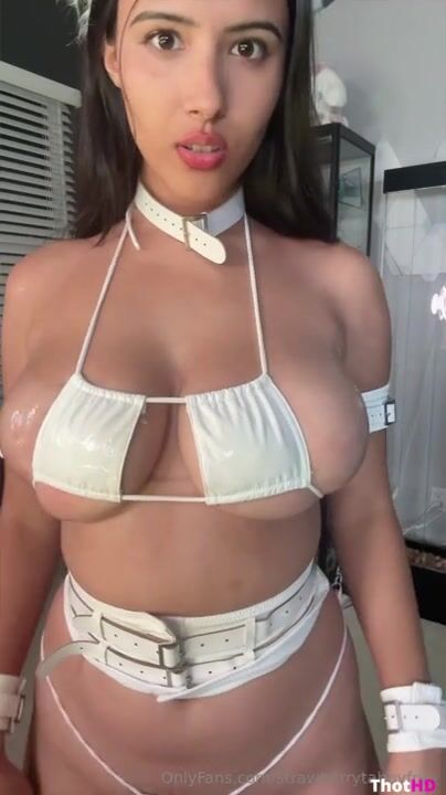 Tabithalookofsky bikini ass from behind OF Video